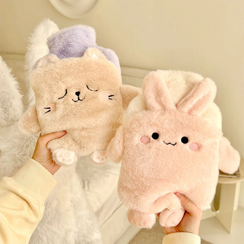 Bolsa de Agua Caliente de Peluche Kawaii – Calor Acogedor para Manos, Pies y Alivio del Dolor Menstrual 🌸🧸