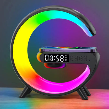 Base de Carga Inalámbrica Multifuncional 6 en 1 – Con Luz RGB, Reloj Alarma y Bocina